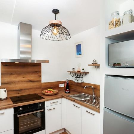 Le Pied A Terre De La Cite - Parking Au Pied De La Cite Leilighet Carcassonne Eksteriør bilde