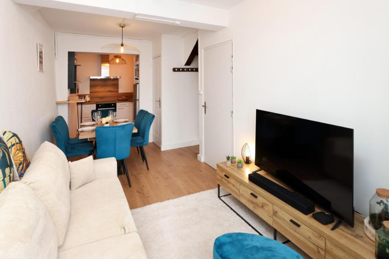 Le Pied A Terre De La Cite - Parking Au Pied De La Cite Leilighet Carcassonne Eksteriør bilde